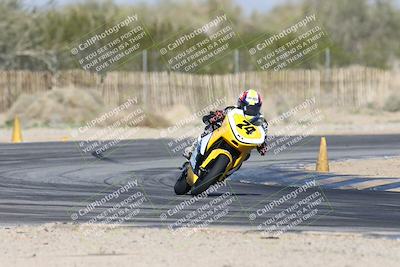 media/Jan-15-2026-Racers Edge (Thu) [[dfebeb70ab]]/2-A Group/Session 5 Turn 2/